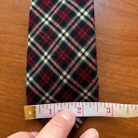 Banana Republic Factory Mens Slim Neck Tie Tartan Plaid Print Holiday Red Green - Picture 6 of 6
